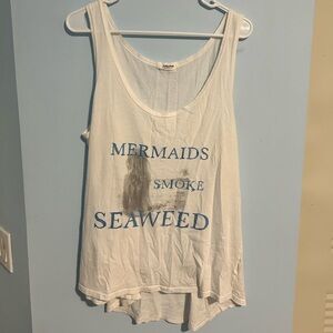 Mermaids Smoke Seaweed Tank